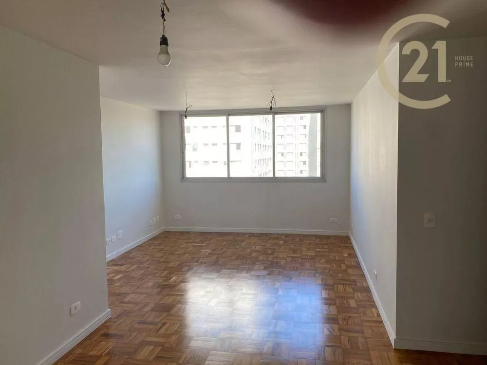 Apartamento à venda com 3 quartos, 120m² - Foto 2