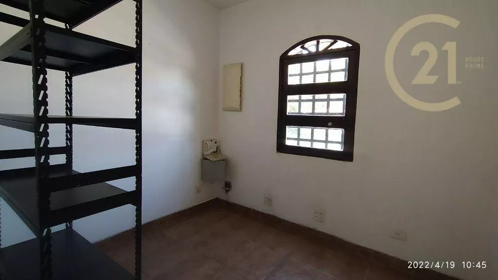 Casa à venda com 4 quartos, 235m² - Foto 3