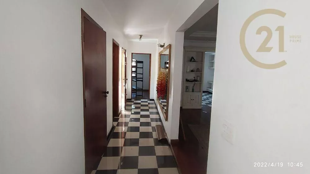 Casa à venda com 4 quartos, 235m² - Foto 2