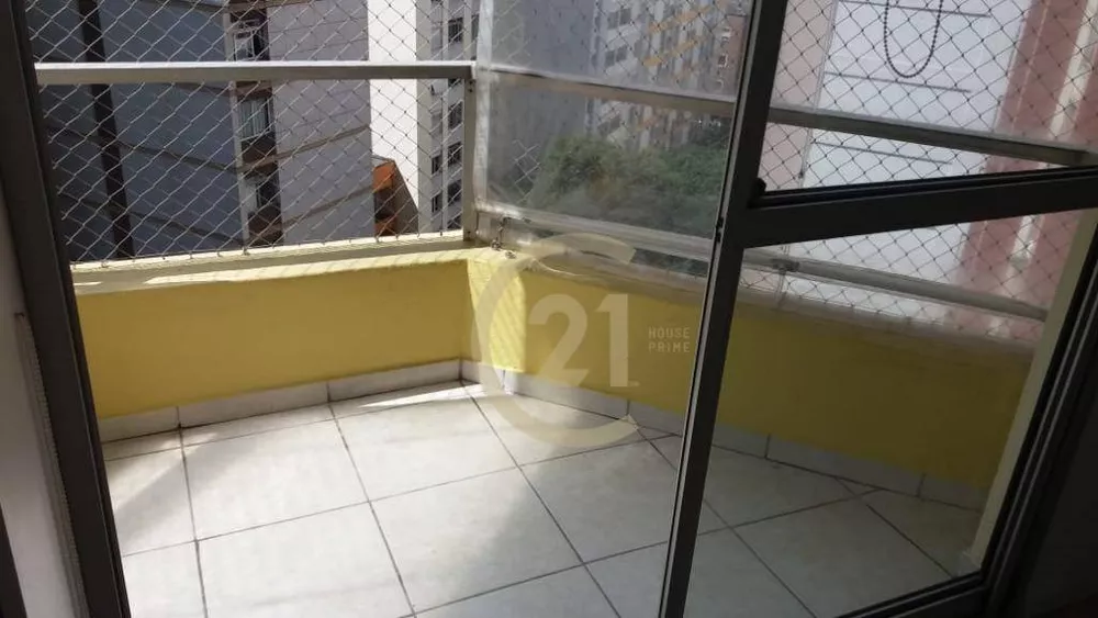 Apartamento à venda com 1 quarto, 38m² - Foto 2