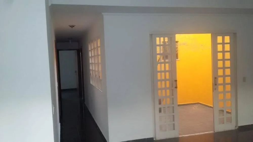Sobrado, 3 quartos, 420 m² - Foto 2