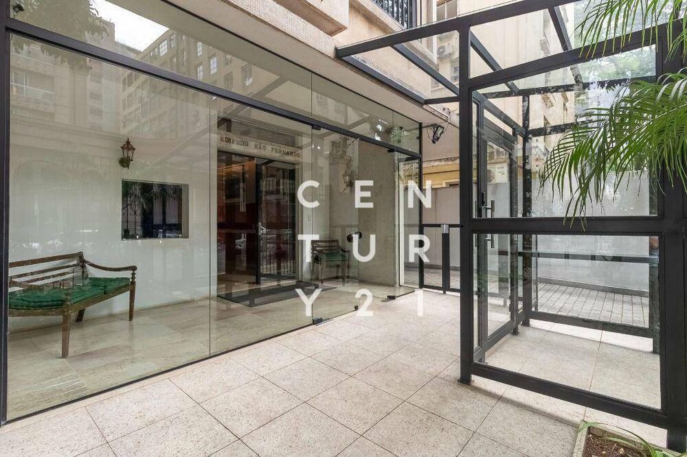 Apartamento, 3 quartos, 220 m² - Foto 1