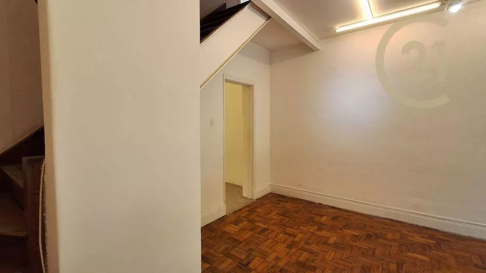 Casa à venda com 2 quartos, 120m² - Foto 7