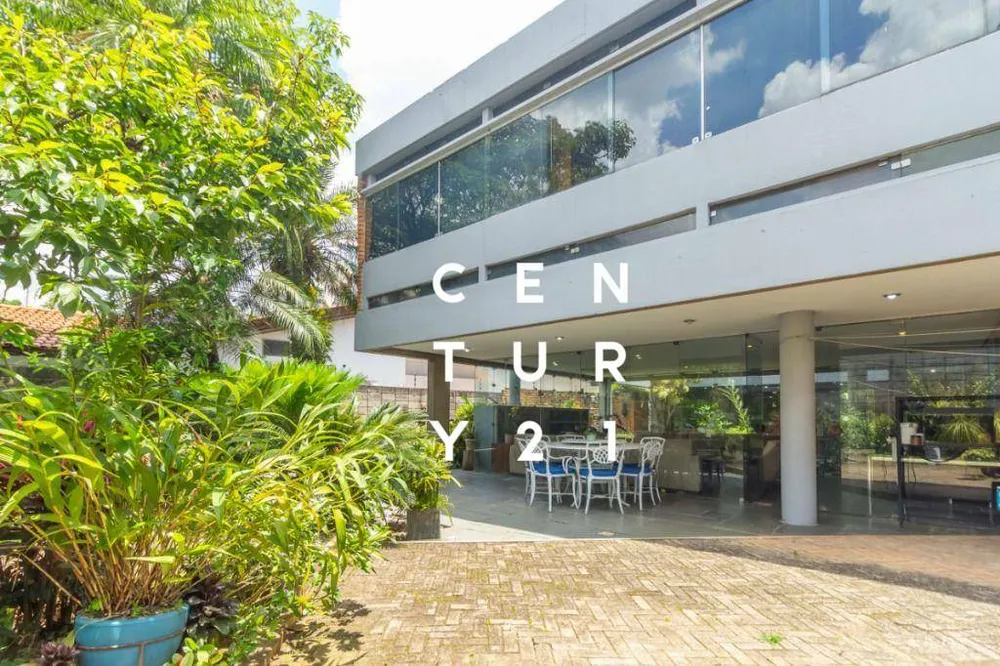 Casa, 3 quartos, 311 m² - Foto 1