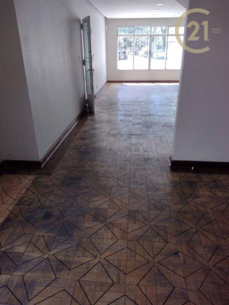 Casa à venda e aluguel com 6 quartos, 268m² - Foto 3