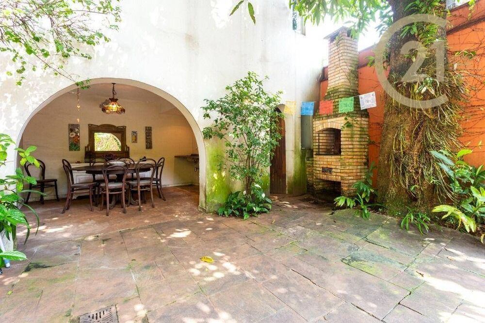 Sobrado, 5 quartos, 280 m² - Foto 1