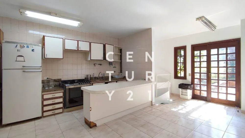 Casa, 5 quartos, 250 m² - Foto 4