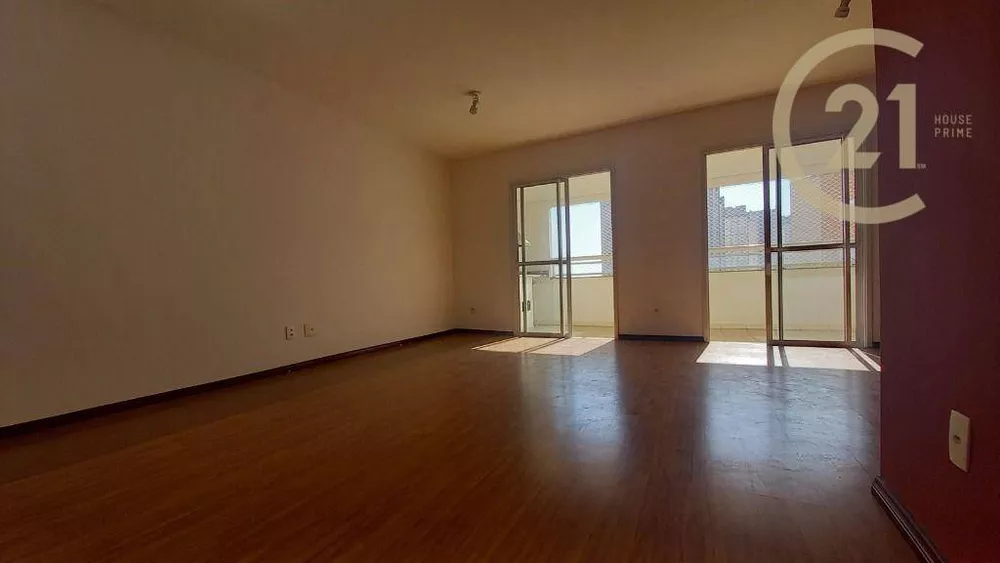 Apartamento à venda com 3 quartos, 105m² - Foto 4