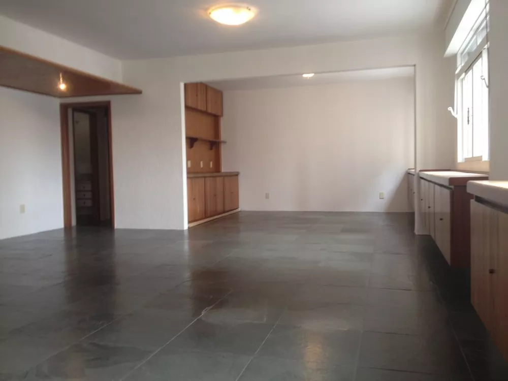 Apartamento à venda com 2 quartos, 162m² - Foto 4