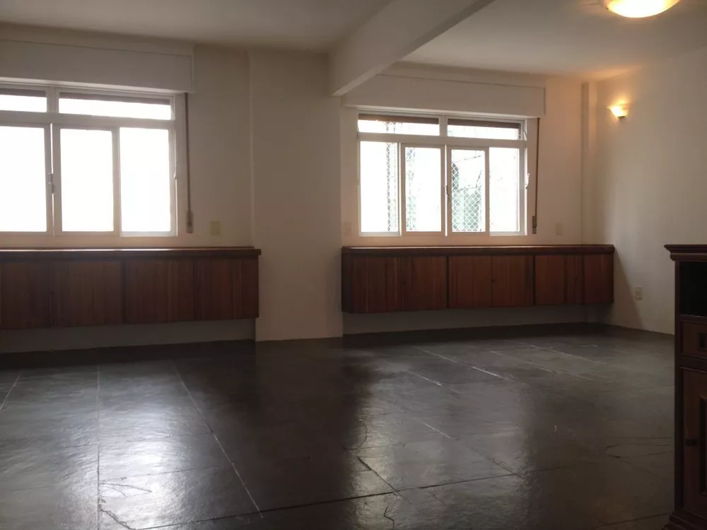 Apartamento à venda com 2 quartos, 162m² - Foto 5