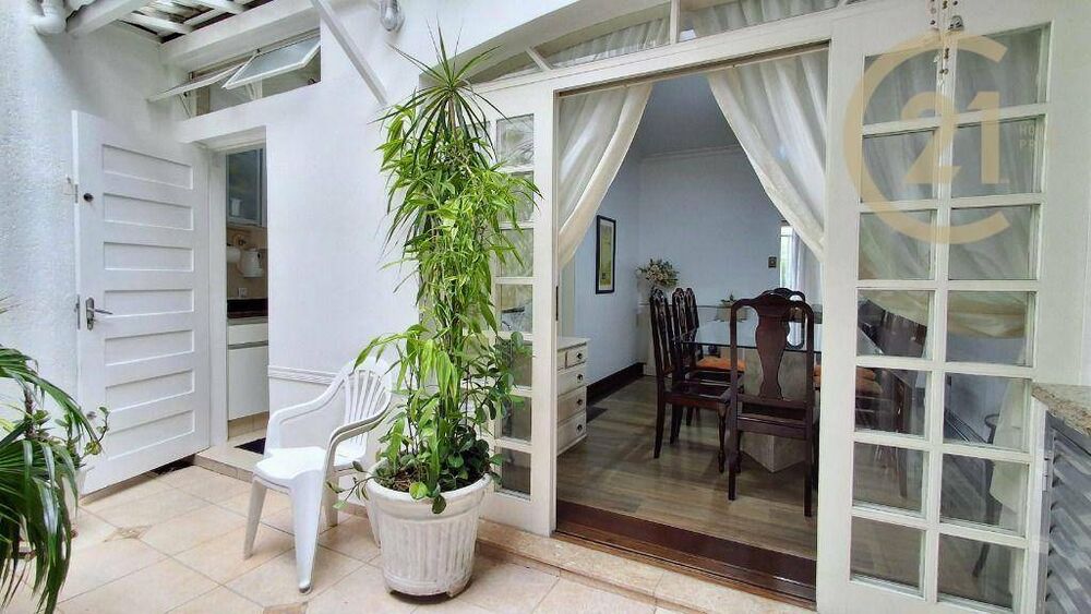 Casa, 3 quartos, 275 m² - Foto 13