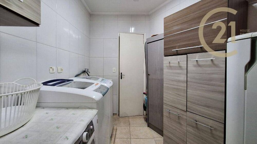 Casa, 3 quartos, 275 m² - Foto 38