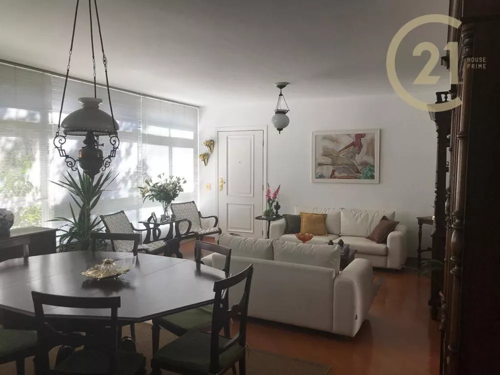 Apartamento à venda com 3 quartos, 125m² - Foto 1