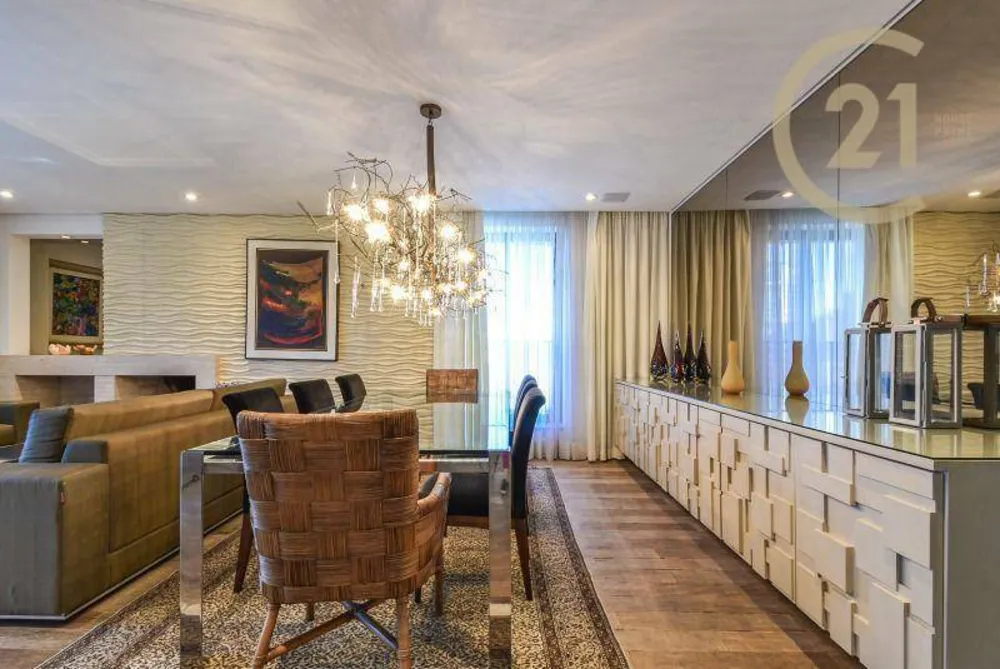 Apartamento, 3 quartos, 225 m² - Foto 2