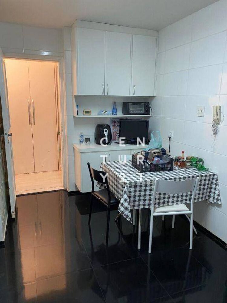 Apartamento à venda com 3 quartos, 124m² - Foto 4