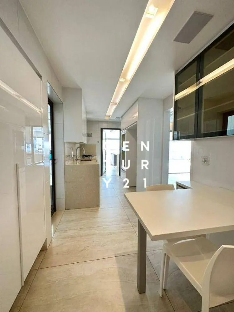 Apartamento, 3 quartos, 174 m² - Foto 2