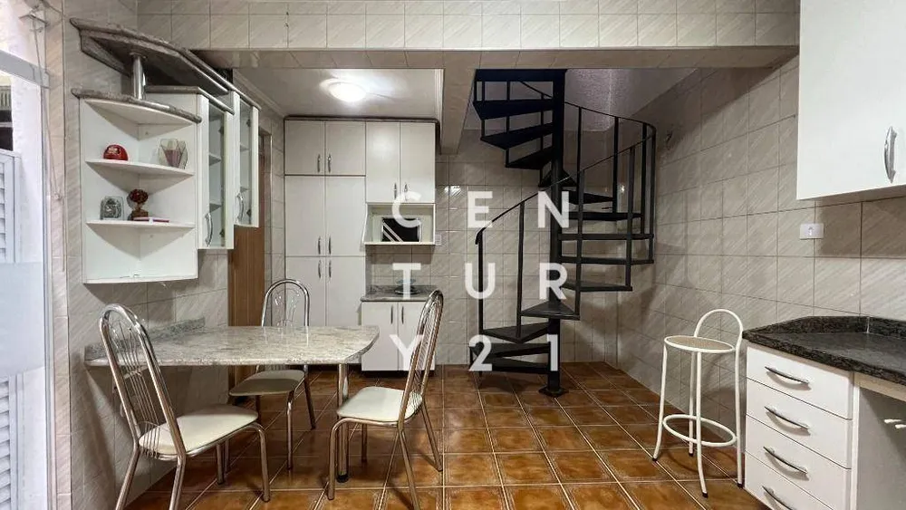 Sobrado, 3 quartos, 240 m² - Foto 2