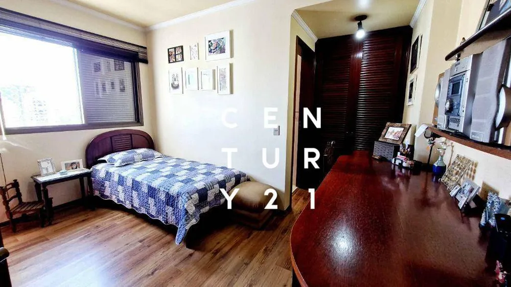 Apartamento, 3 quartos, 216 m² - Foto 1