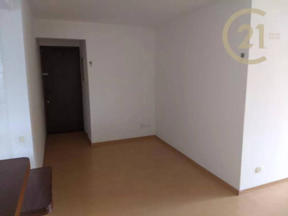 Apartamento à venda com 2 quartos, 68m² - Foto 4