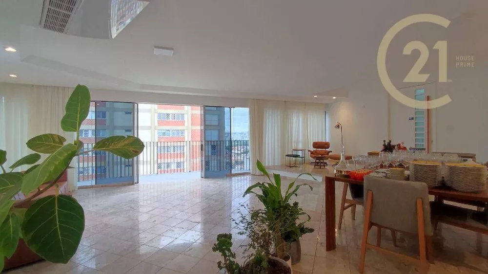 Apartamento à venda com 4 quartos, 287m² - Foto 1