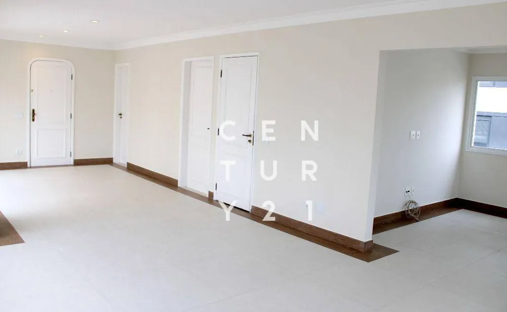 Cobertura, 3 quartos, 205 m² - Foto 1