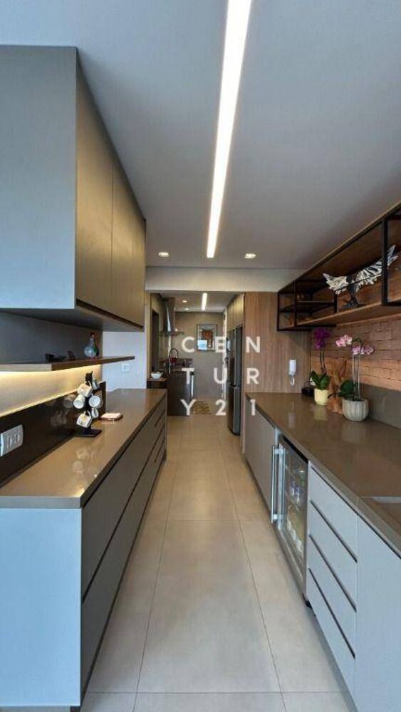 Apartamento, 3 quartos, 130 m² - Foto 2