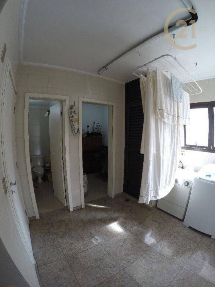 Apartamento, 3 quartos, 226 m² - Foto 4