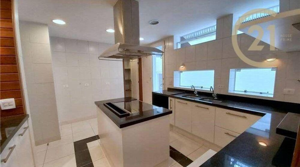 Casa para alugar com 3 quartos, 370m² - Foto 3