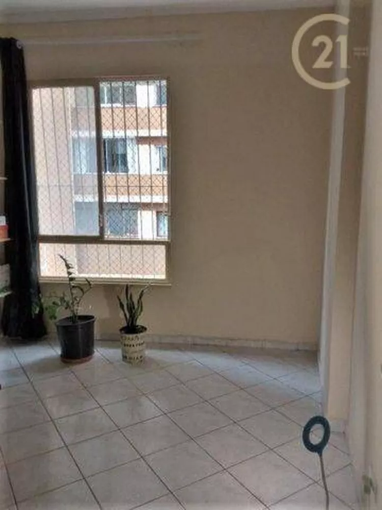 Apartamento à venda com 2 quartos, 65m² - Foto 2