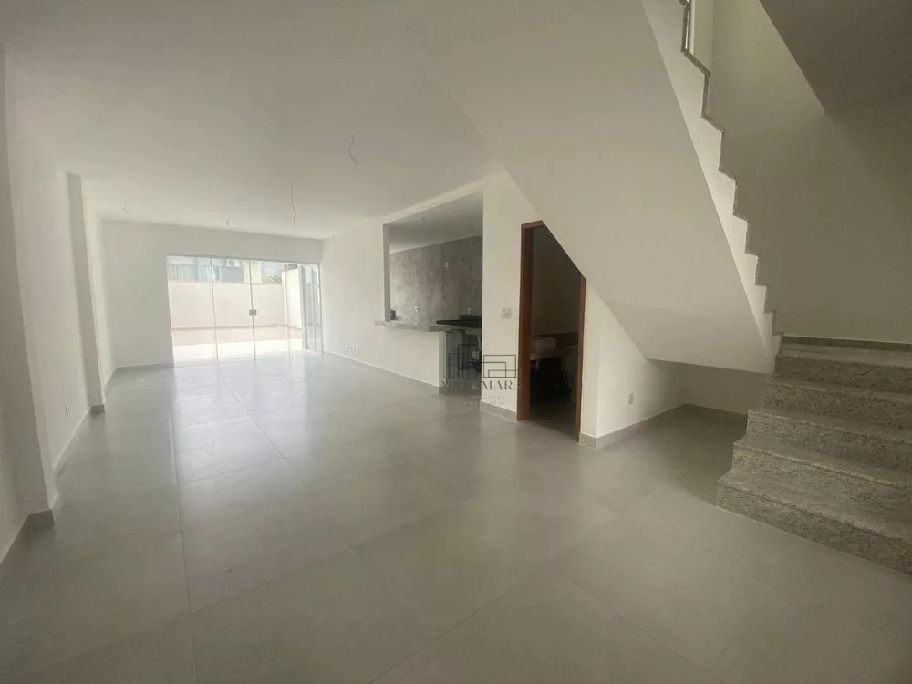 Casa, 3 quartos, 170 m² - Foto 2