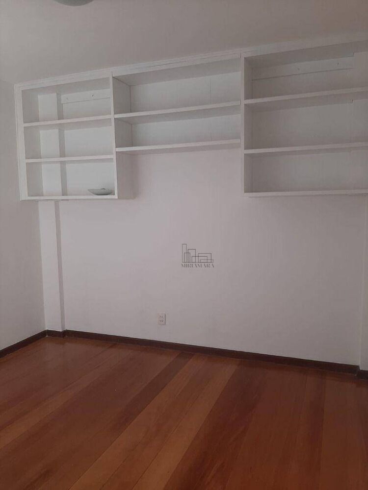 Apartamento à venda com 3 quartos, 181m² - Foto 12
