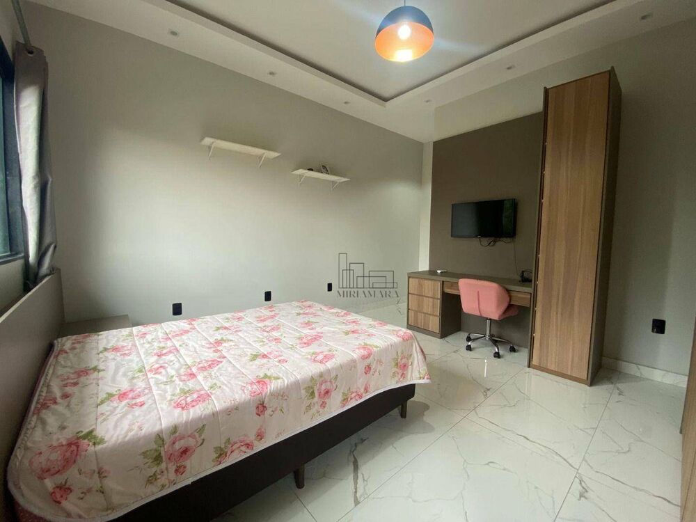 Casa à venda com 6 quartos, 631m² - Foto 6