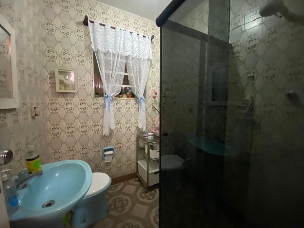 Casa à venda com 4 quartos, 222m² - Foto 8