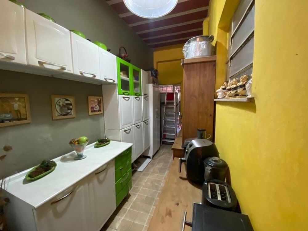 Casa à venda com 4 quartos, 222m² - Foto 11