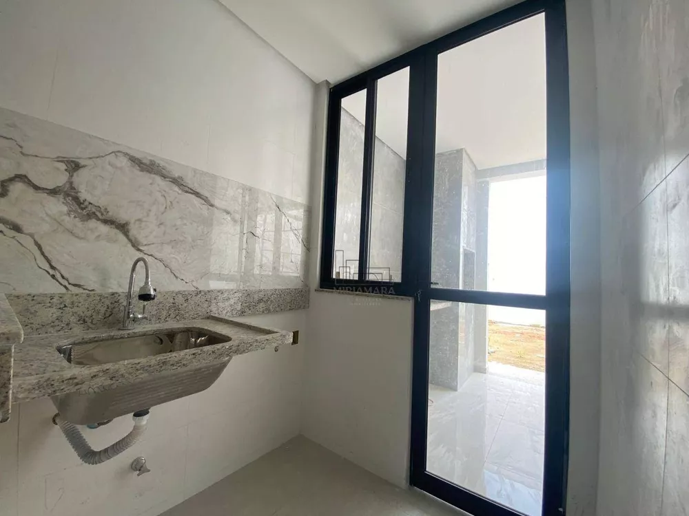 Casa, 3 quartos, 175 m² - Foto 2