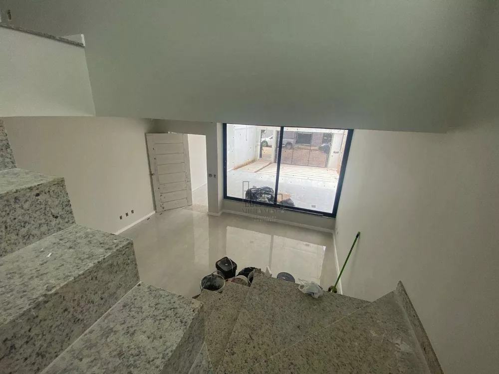 Casa, 3 quartos, 175 m² - Foto 1