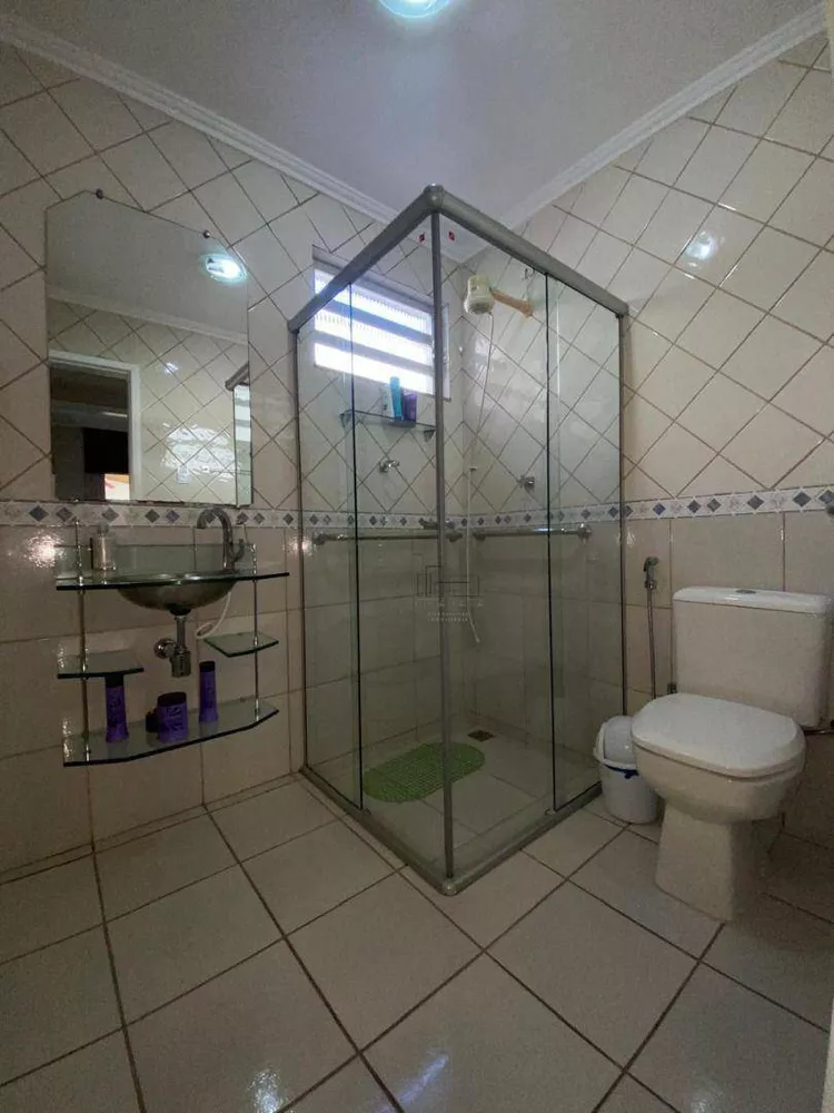 Casa, 3 quartos, 264 m² - Foto 13