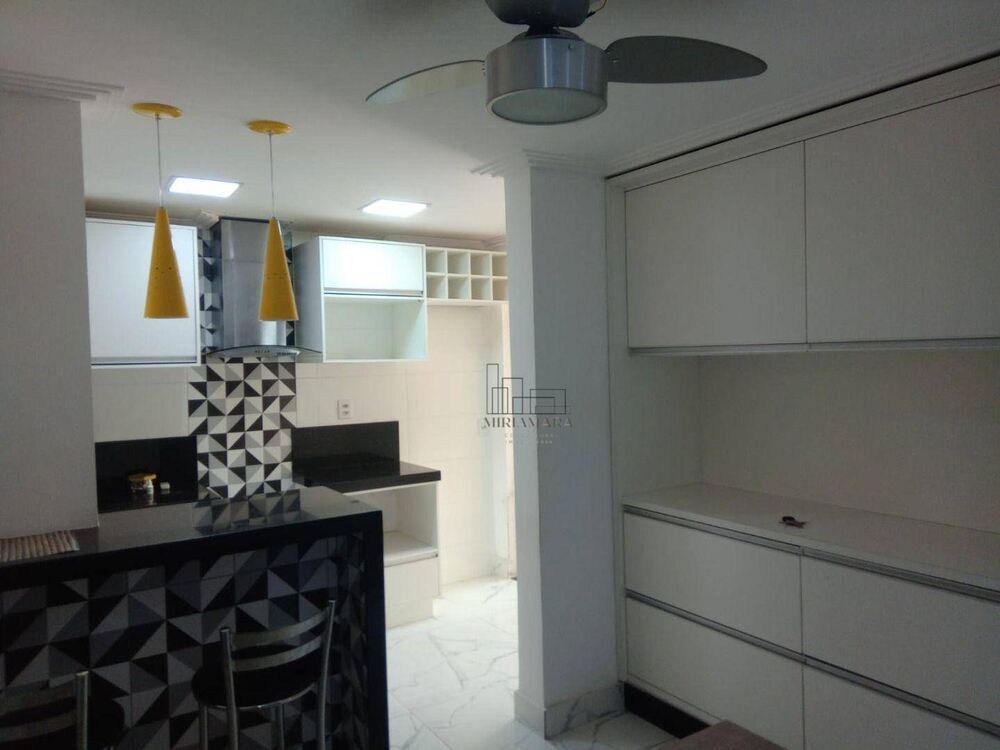 Casa, 4 quartos, 250 m² - Foto 2