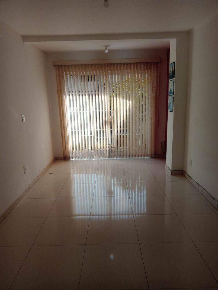 Casa, 4 quartos, 250 m² - Foto 3