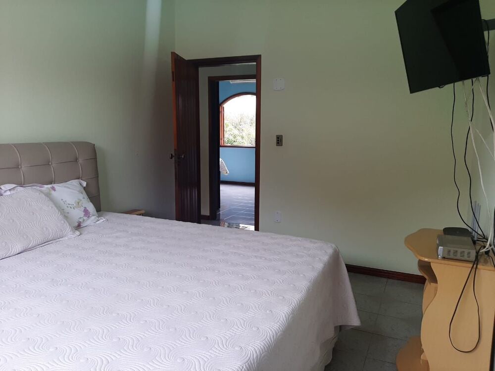 Casa à venda com 4 quartos, 317m² - Foto 15