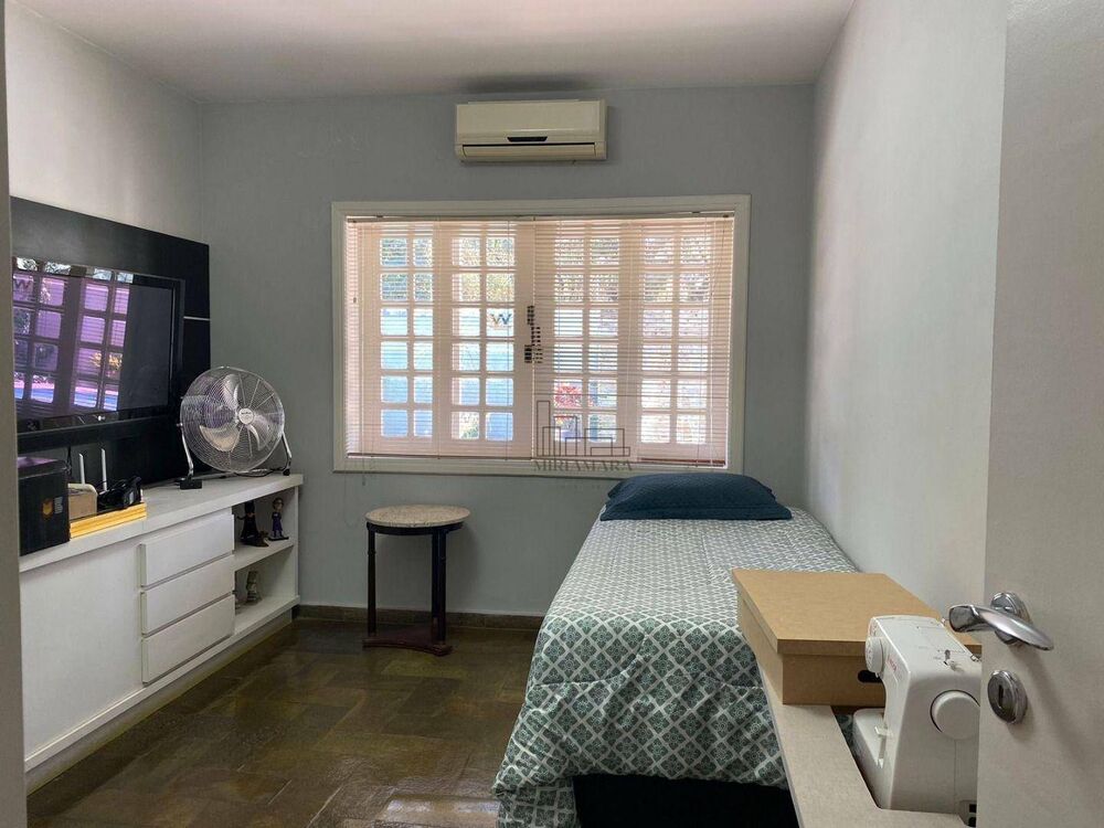 Casa à venda com 4 quartos, 362m² - Foto 11
