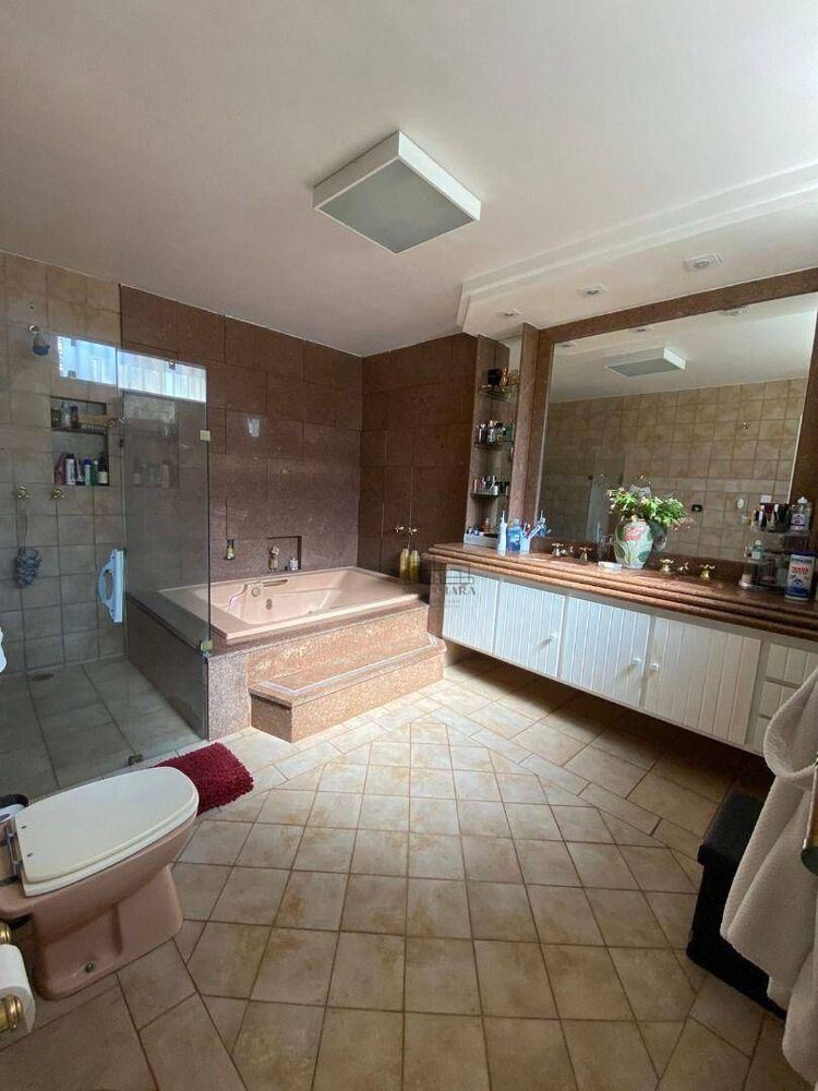 Casa à venda com 4 quartos, 362m² - Foto 9