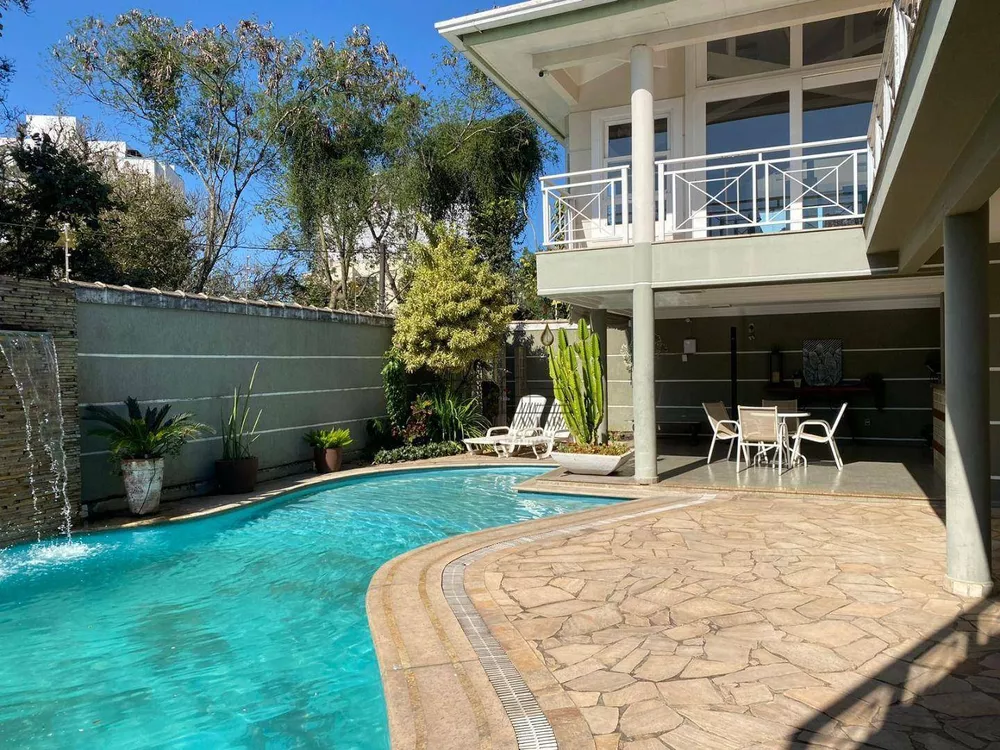 Casa, 4 quartos, 362 m² - Foto 1