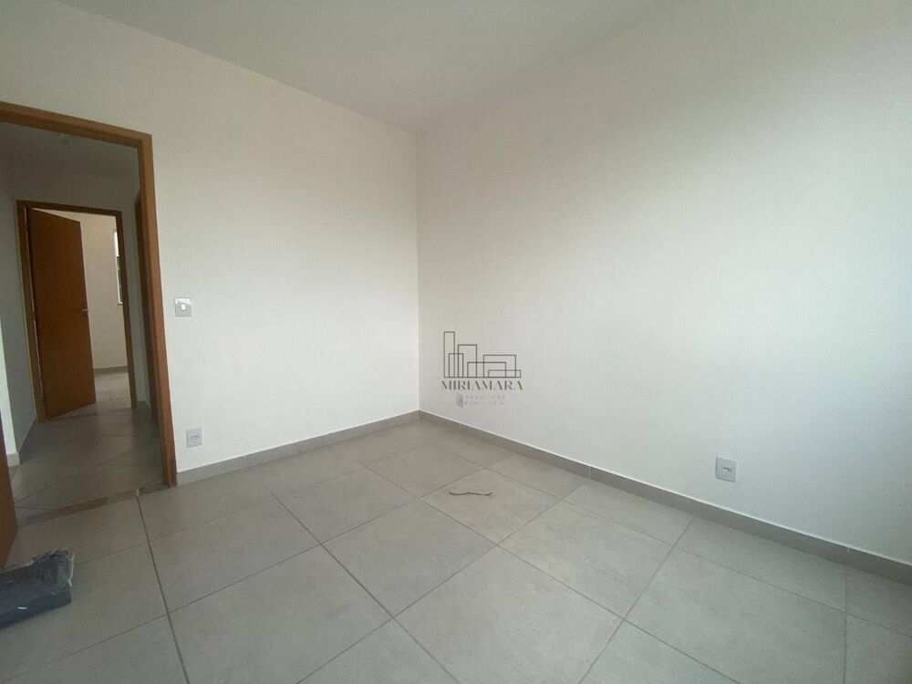 Apartamento à venda com 2 quartos, 56m² - Foto 11