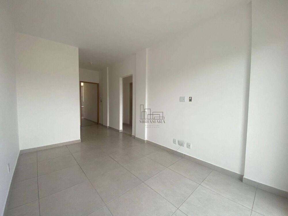 Apartamento à venda com 2 quartos, 56m² - Foto 1