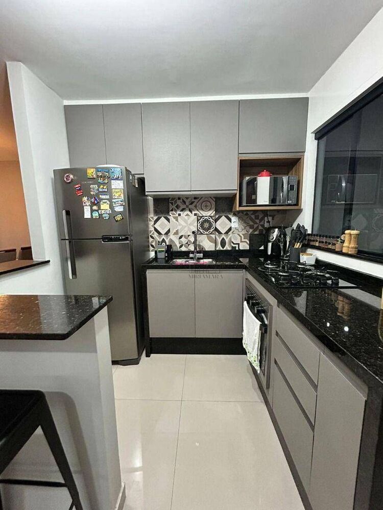 Apartamento à venda com 2 quartos, 56m² - Foto 4
