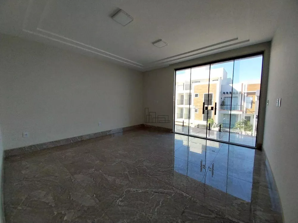Casa, 3 quartos, 307 m² - Foto 2