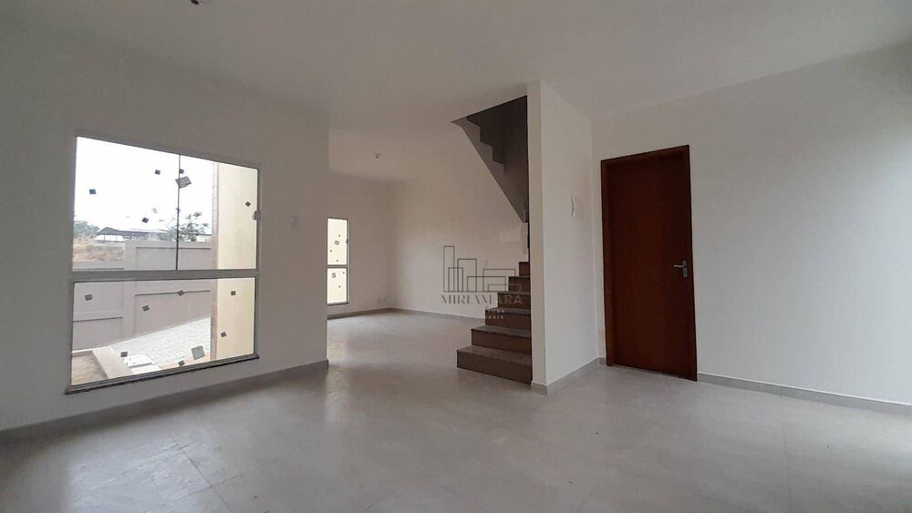 Casa à venda com 2 quartos, 134m² - Foto 5