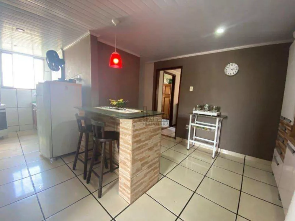 Casa, 6 quartos, 248 m² - Foto 17