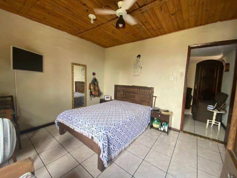 Casa, 6 quartos, 248 m² - Foto 19